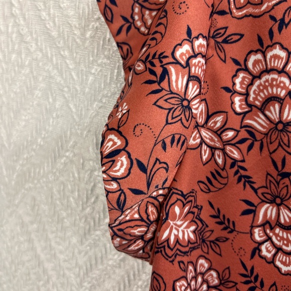 Liz Claiborne Women's Boho Top - Terracotta Floral - Picture 10 of 10